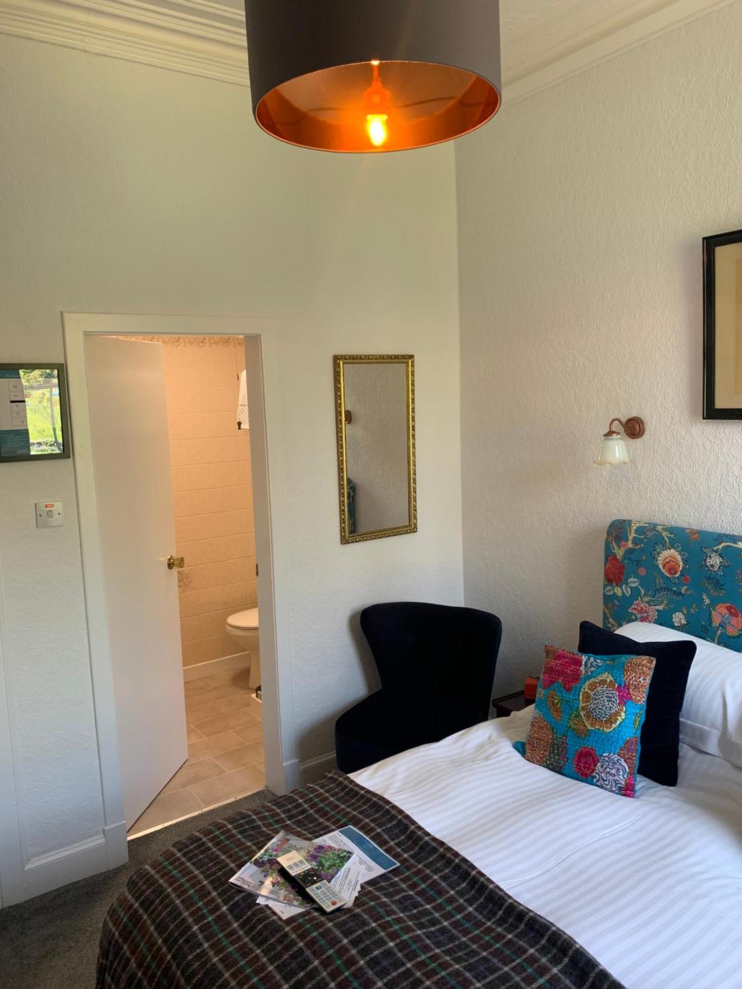 Leven House Bed And Breakfast Crieff Ngoại thất bức ảnh
